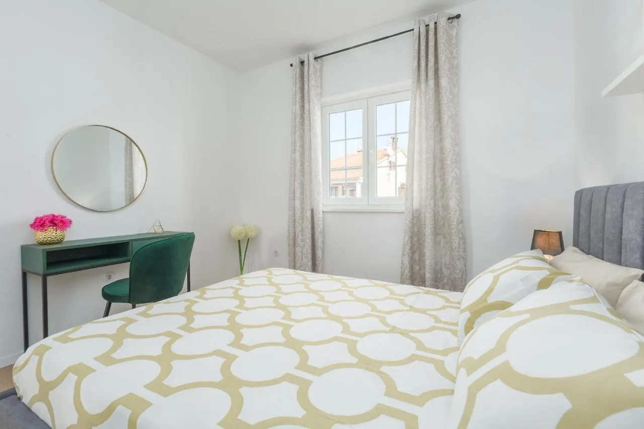 Marisol Premium - Fusslaeufig Zum Meer Funtana Apartamento