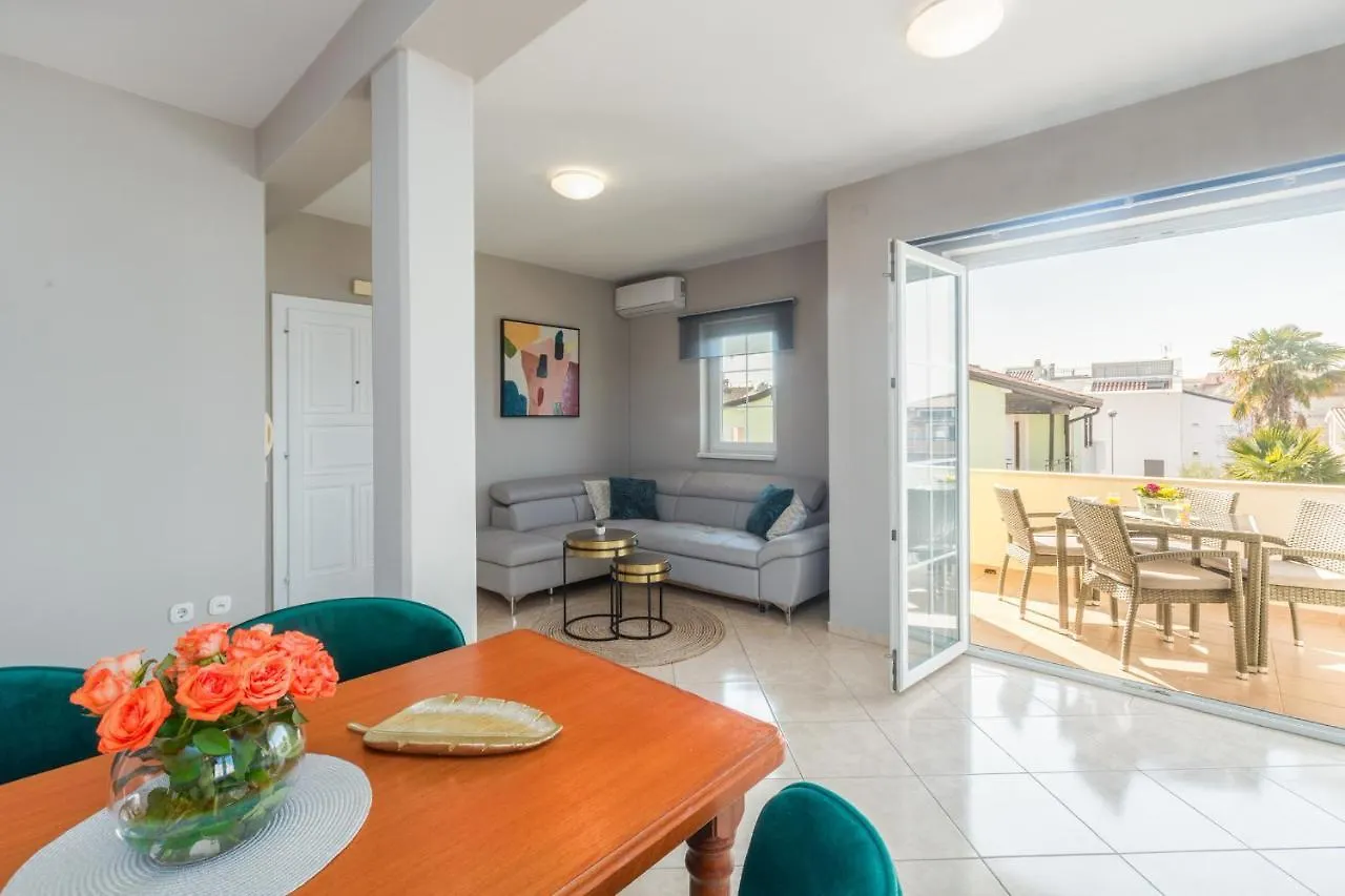 Marisol Premium - Fusslaeufig Zum Meer Funtana Apartment